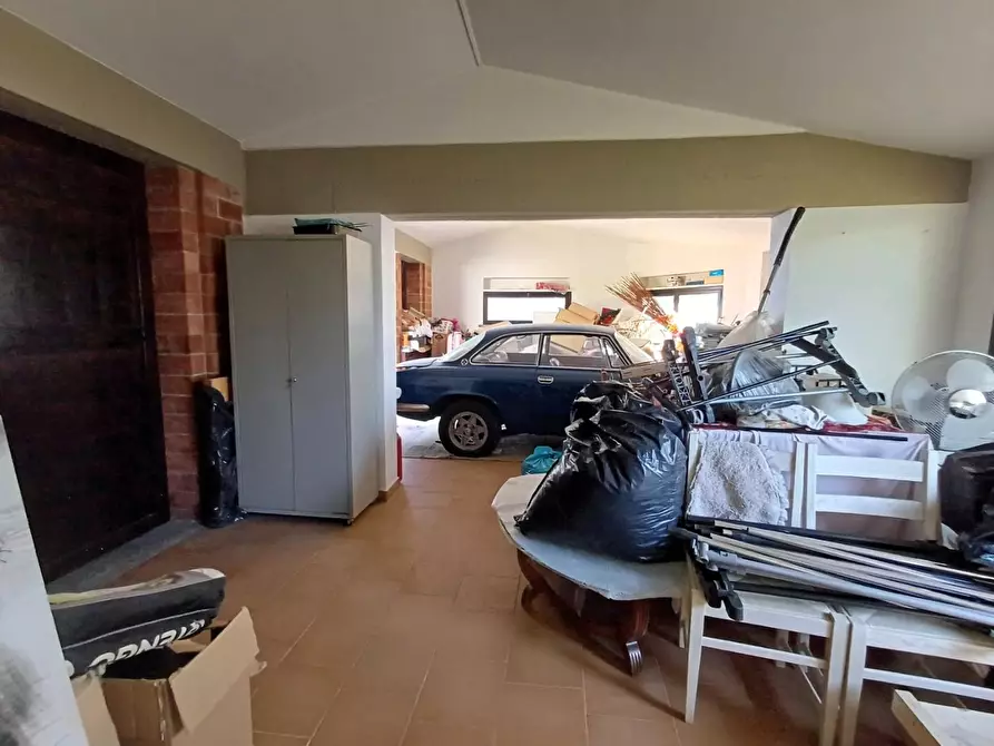 Immagine 19 di Villa in vendita  a Empoli