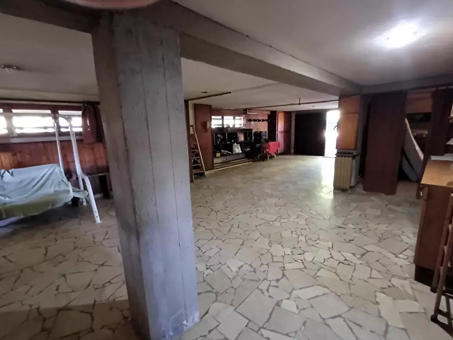 Immagine 15 di Villa in vendita  a Empoli
