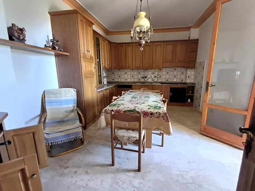 Immagine 5 di Villa in vendita  a Empoli