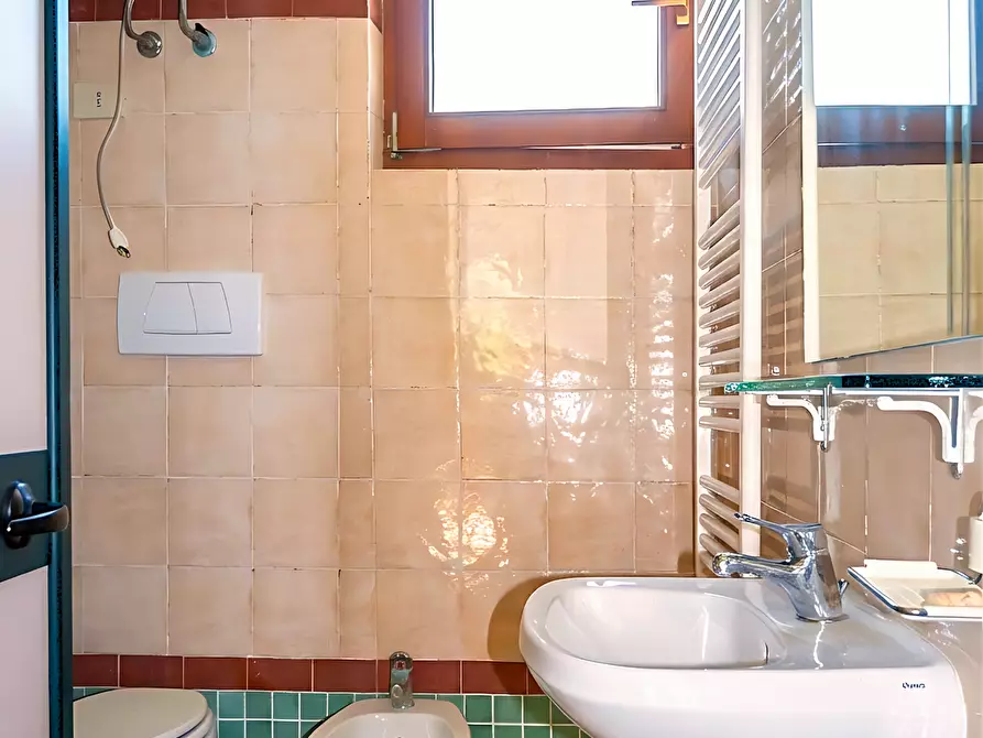 Immagine 10 di Agriturismo in vendita  a San Miniato