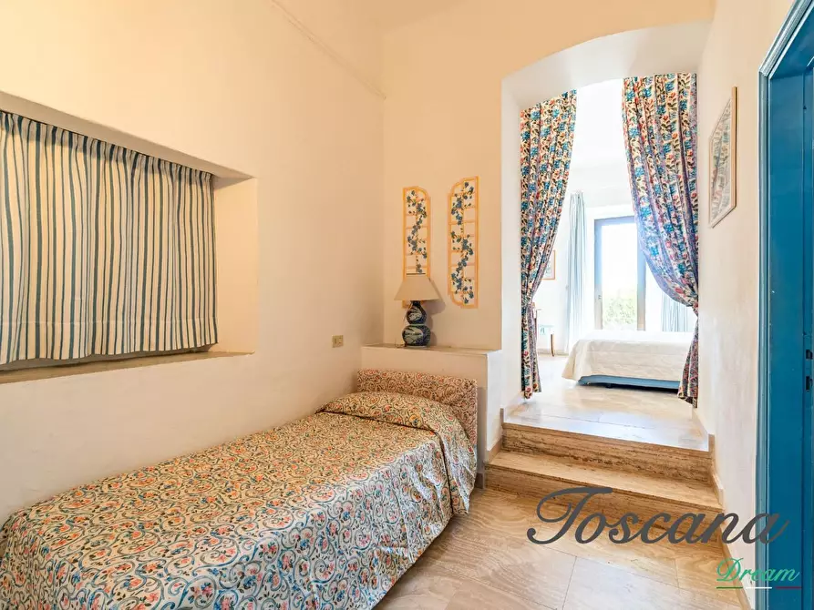 Immagine 80 di Villa in vendita  a Manciano