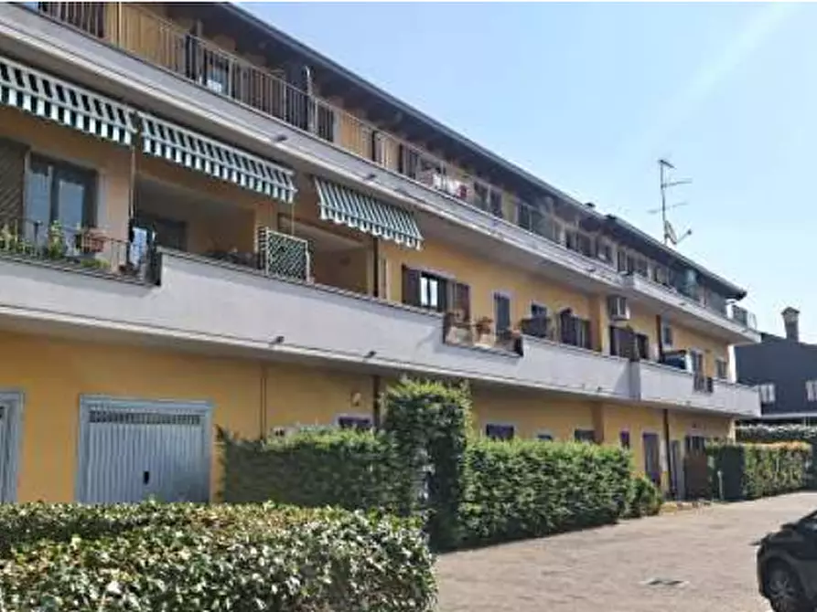 Immagine 2 di Appartamento in vendita  a Cesano Maderno