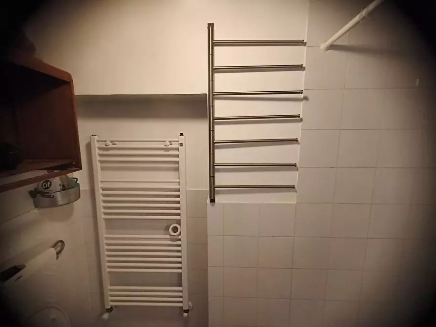 Immagine 14 di Casa colonica in vendita  a Calci