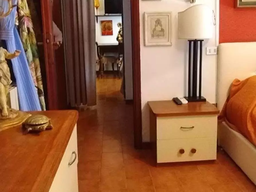 Immagine 21 di Appartamento in vendita  a Massa