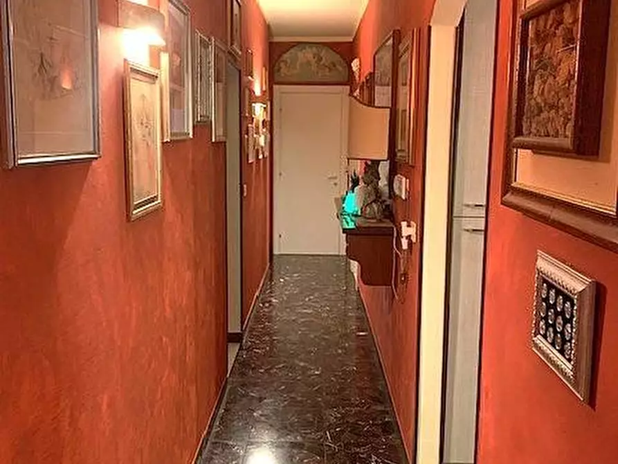 Immagine 2 di Appartamento in vendita  a Montecatini Terme