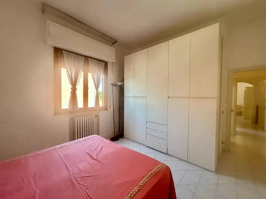 Immagine 11 di Appartamento in vendita  a Siena