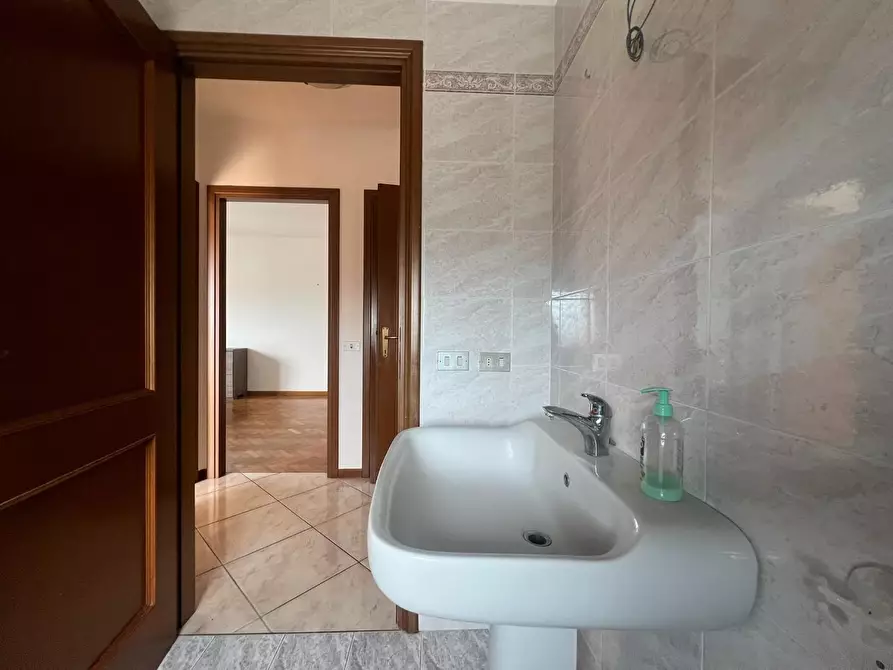 Immagine 22 di Appartamento in vendita  a Empoli
