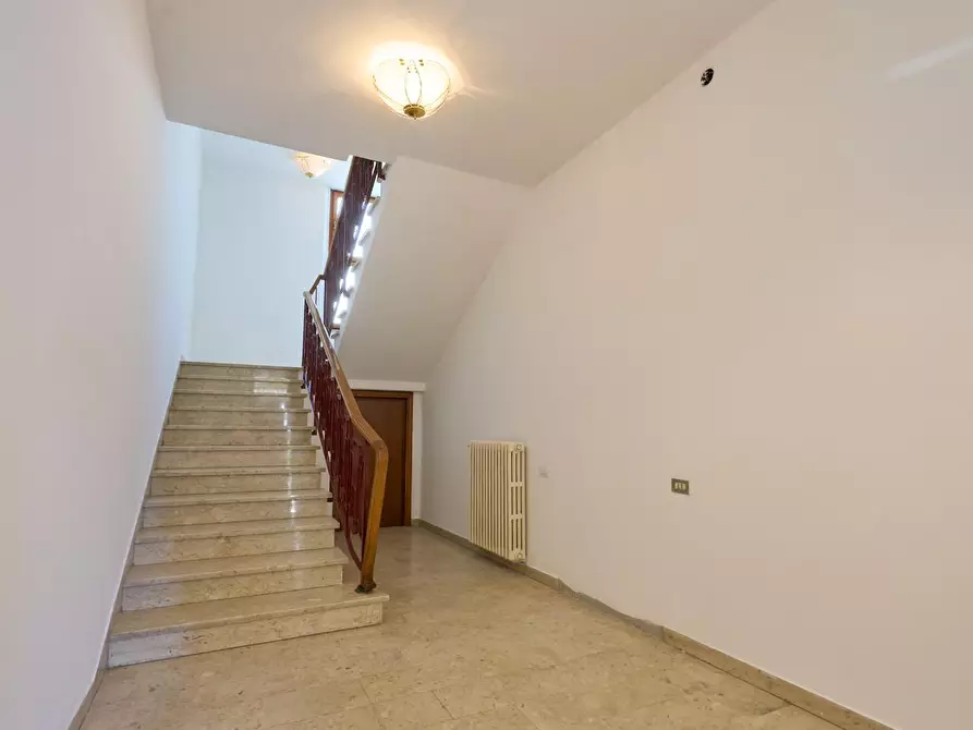 Immagine 23 di Appartamento in vendita  a Fucecchio