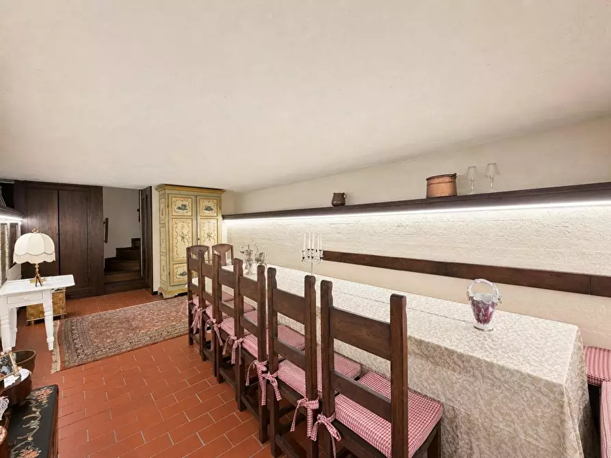 Immagine 20 di Villa in vendita  a Capannori