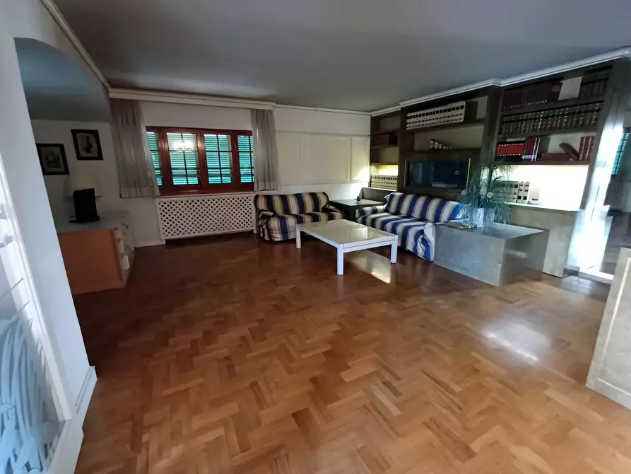 Immagine 13 di Villa in vendita  a Empoli