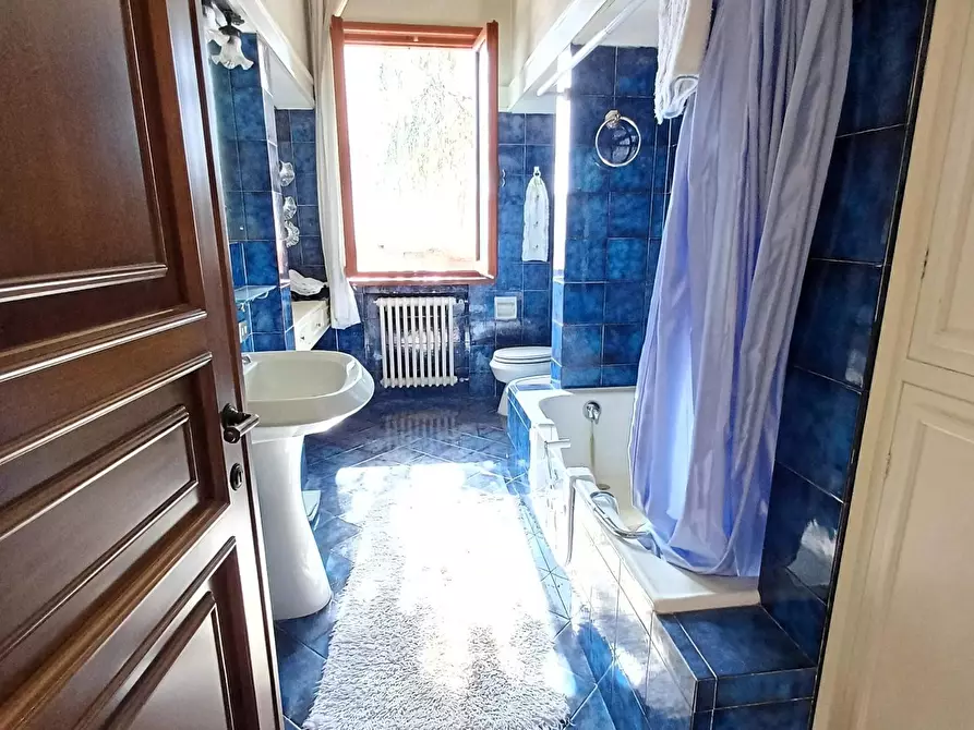 Immagine 21 di Villa in vendita  a Empoli