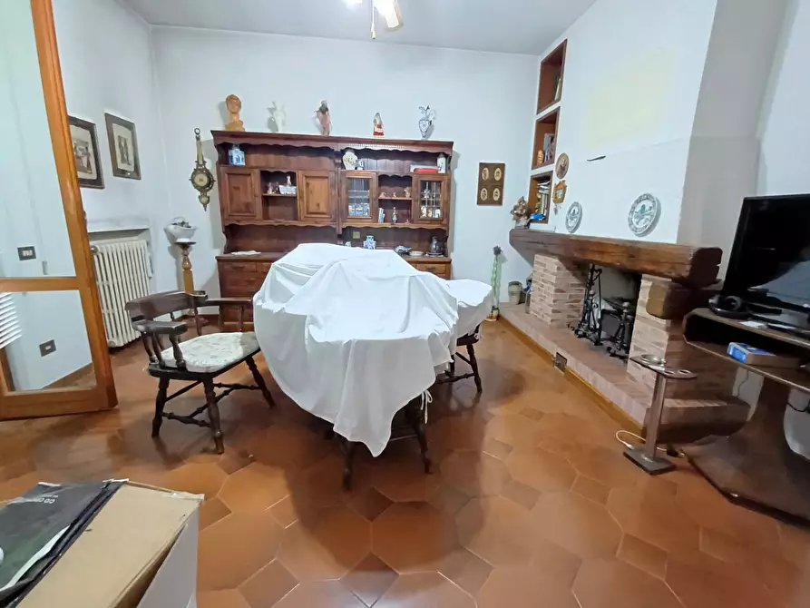 Immagine 11 di Villa in vendita  a Empoli