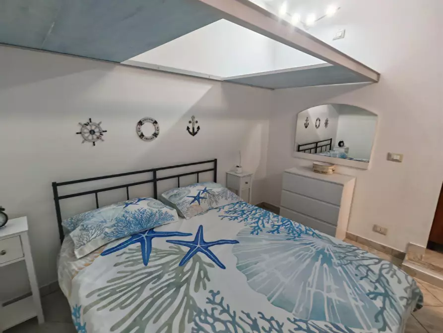 Immagine 4 di Appartamento in affitto  a Carrara