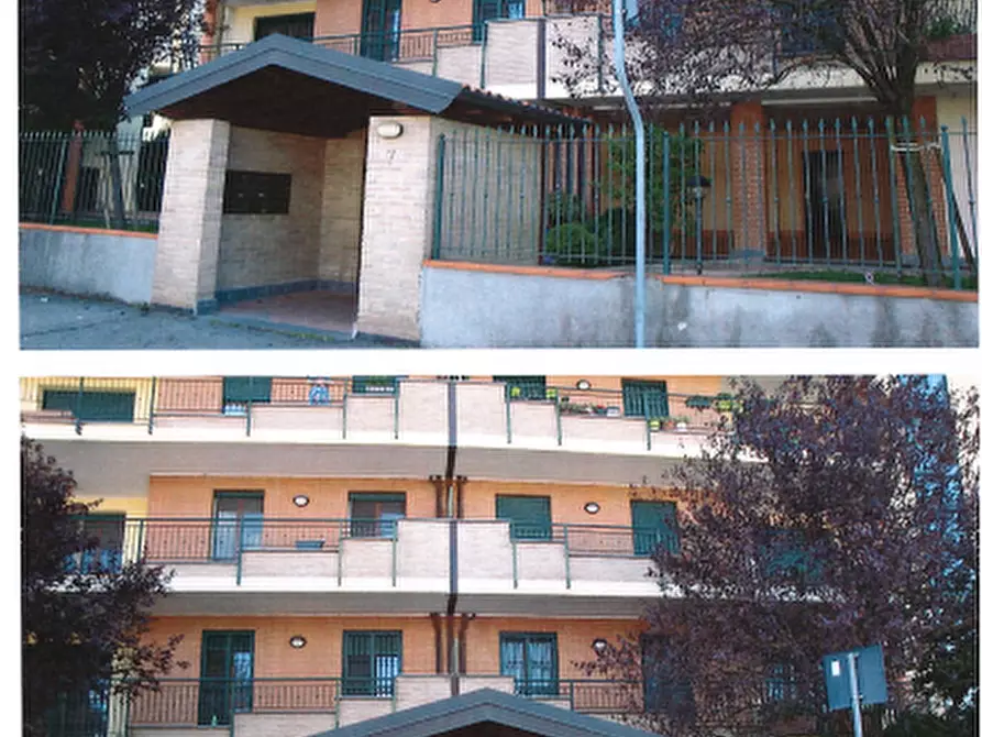 Immagine 2 di Appartamento in vendita  a Cesano Boscone