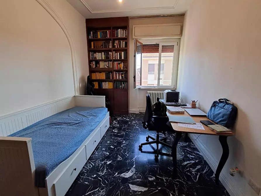 Immagine 30 di Casa bifamiliare in vendita  a Pontedera