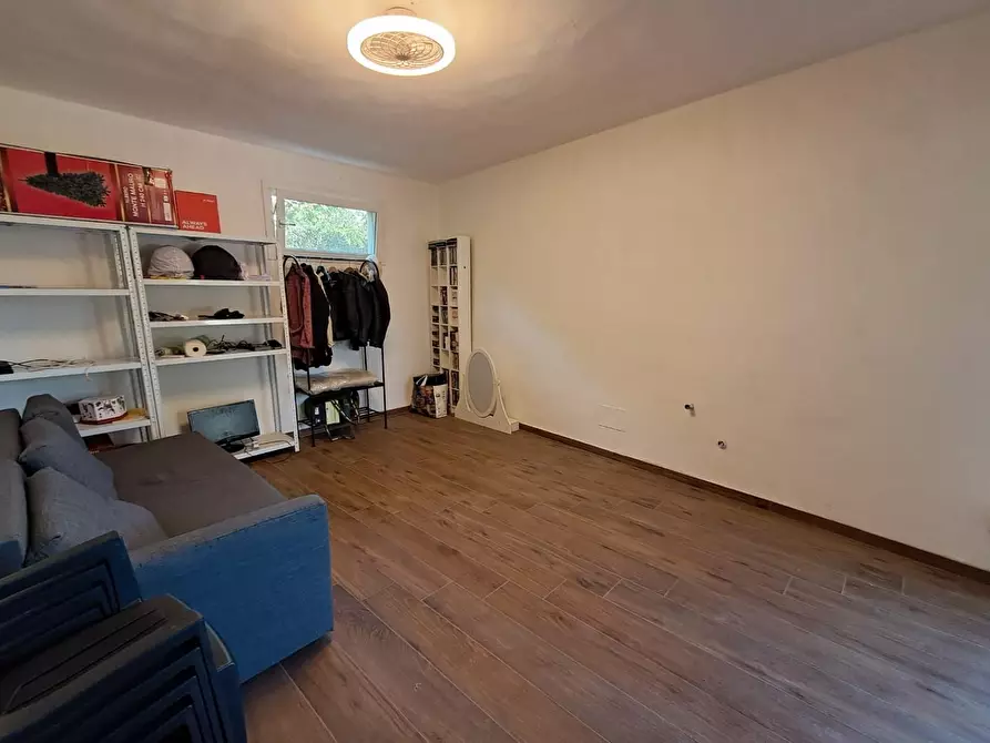 Immagine 27 di Casa bifamiliare in vendita  a Pontedera