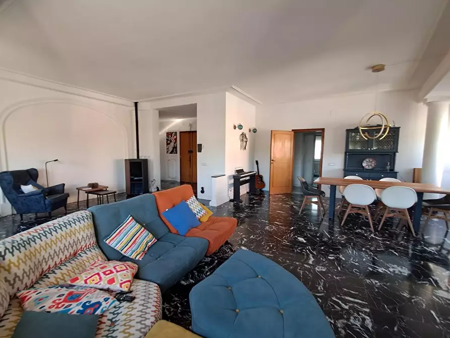 Immagine 5 di Casa bifamiliare in vendita  a Pontedera