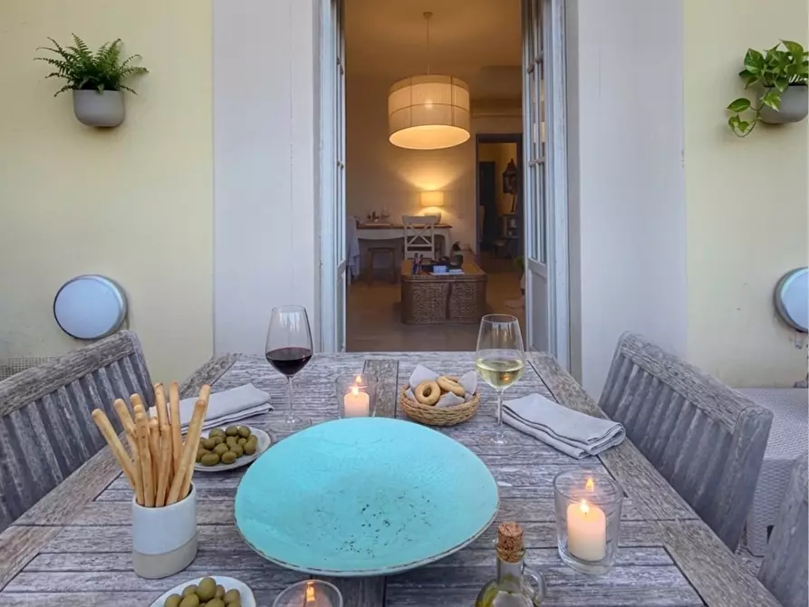 Immagine 2 di Appartamento in vendita  a Pisa