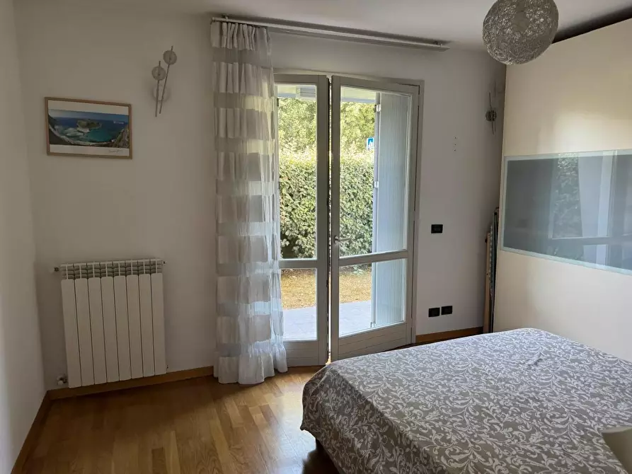 Immagine 18 di Appartamento in vendita  a Siena