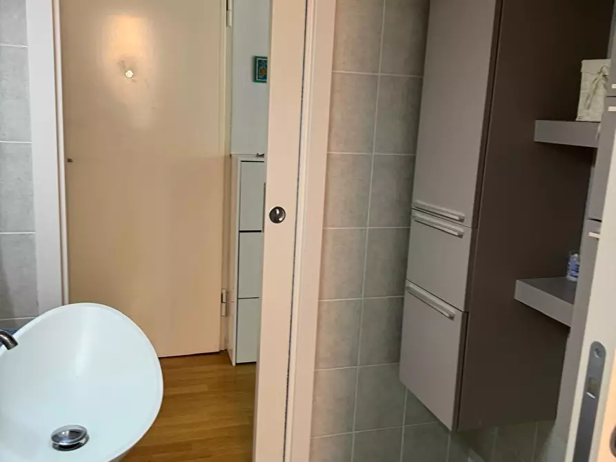 Immagine 20 di Appartamento in vendita  a Siena