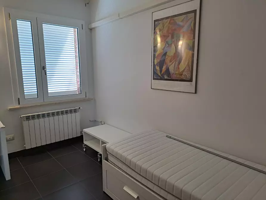 Immagine 10 di Appartamento in affitto  a Pisa