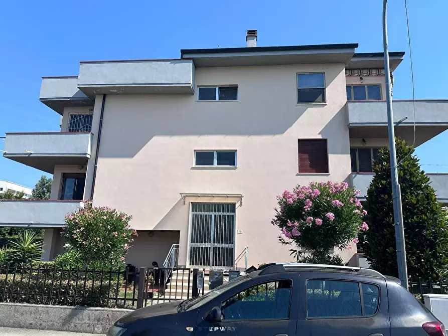 Immagine 22 di Appartamento in vendita  a Pisa