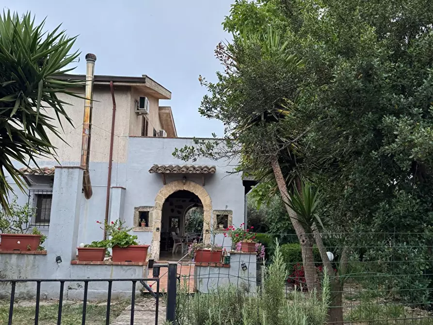 Immagine 11 di Villetta a schiera in vendita  a Partinico