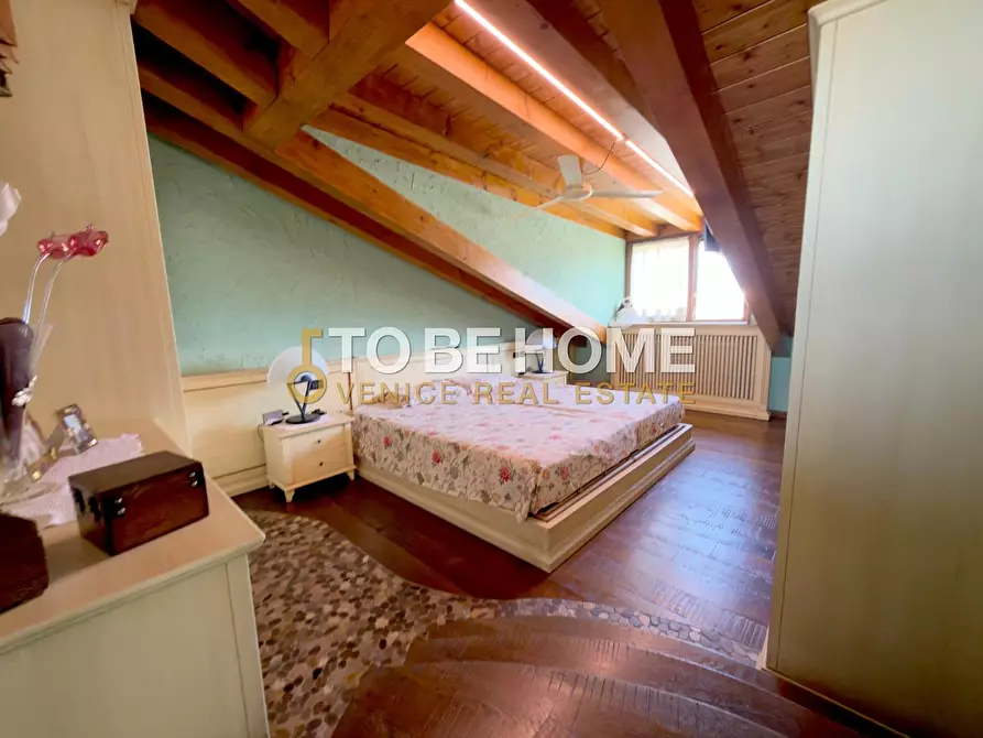 Immagine 40 di Casa indipendente in vendita  a Bassano Del Grappa