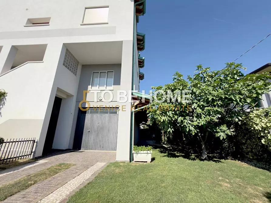 Immagine 87 di Casa indipendente in vendita  a Bassano Del Grappa