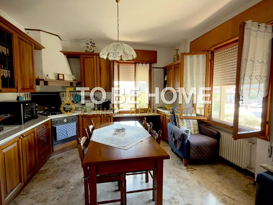Immagine 21 di Casa indipendente in vendita  a Bassano Del Grappa