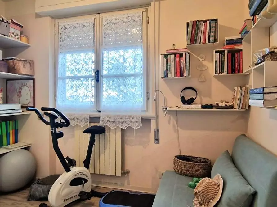 Immagine 8 di Casa bifamiliare in vendita  a Camaiore