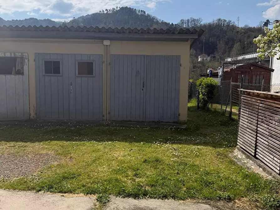 Immagine 10 di Casa semindipendente in vendita  a Aulla