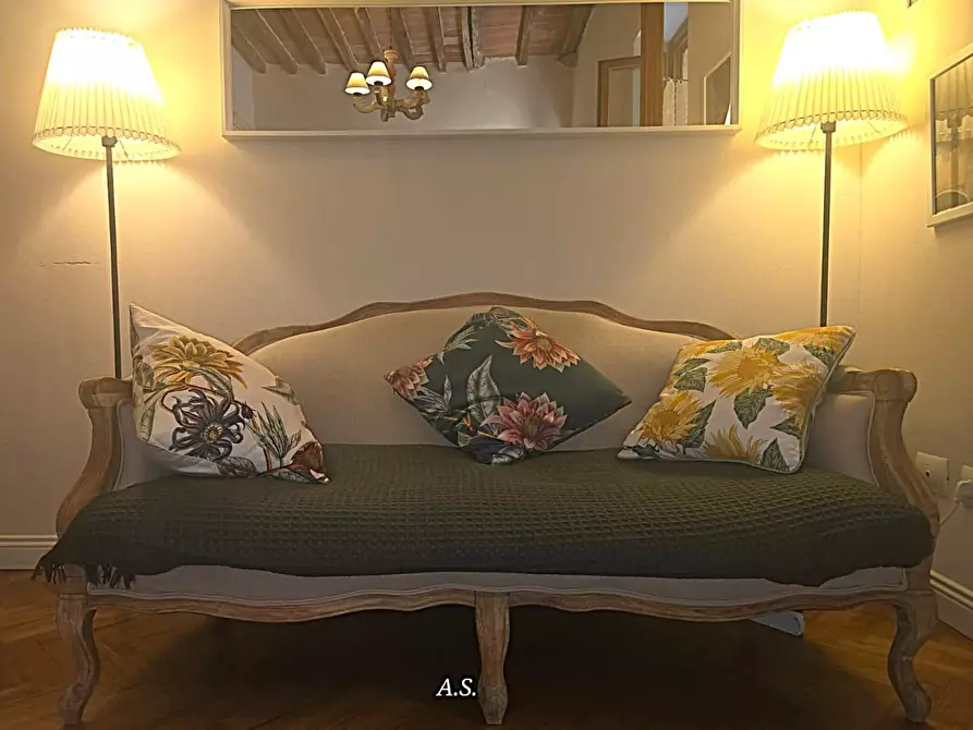 Immagine 7 di Appartamento in vendita  a Siena