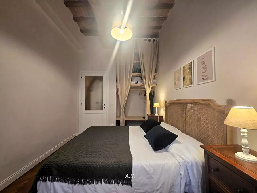Immagine 21 di Appartamento in vendita  a Siena