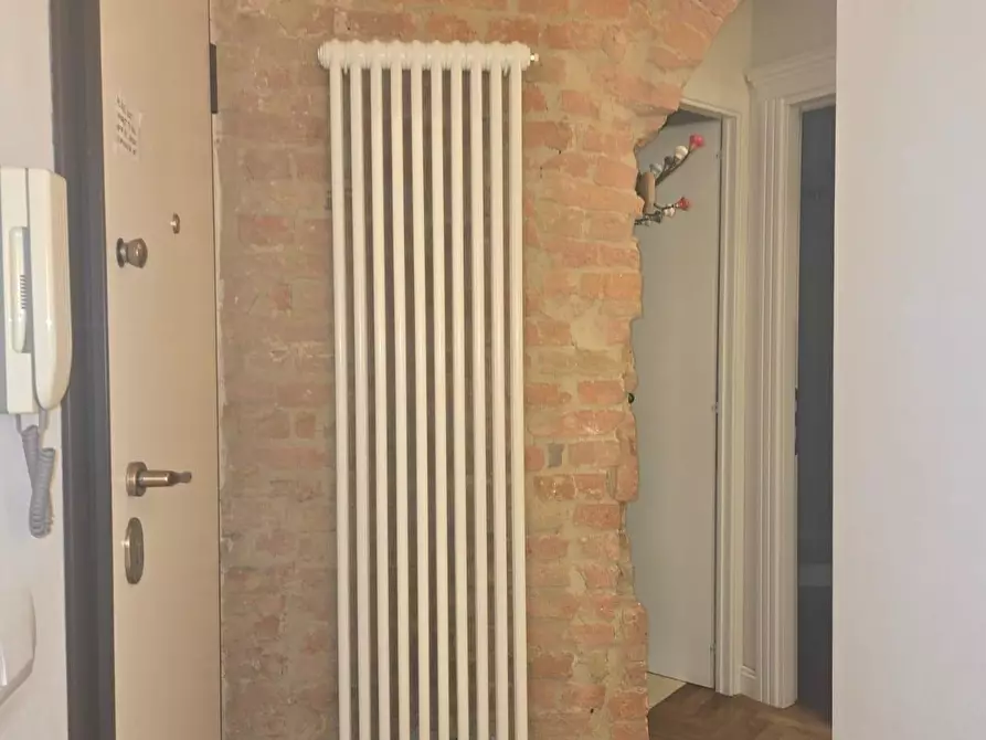 Immagine 9 di Appartamento in vendita  a Siena