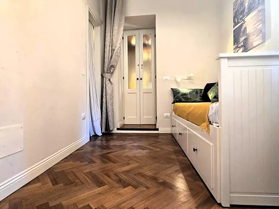 Immagine 16 di Appartamento in vendita  a Siena