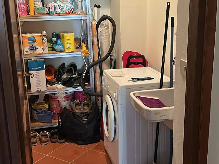 Immagine 16 di Appartamento in vendita  a Livorno
