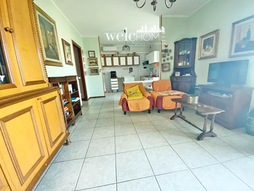 Immagine 6 di Appartamento in vendita  a Prato