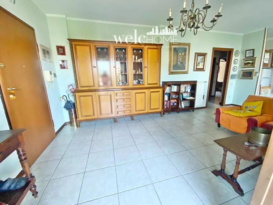 Immagine 2 di Appartamento in vendita  a Prato