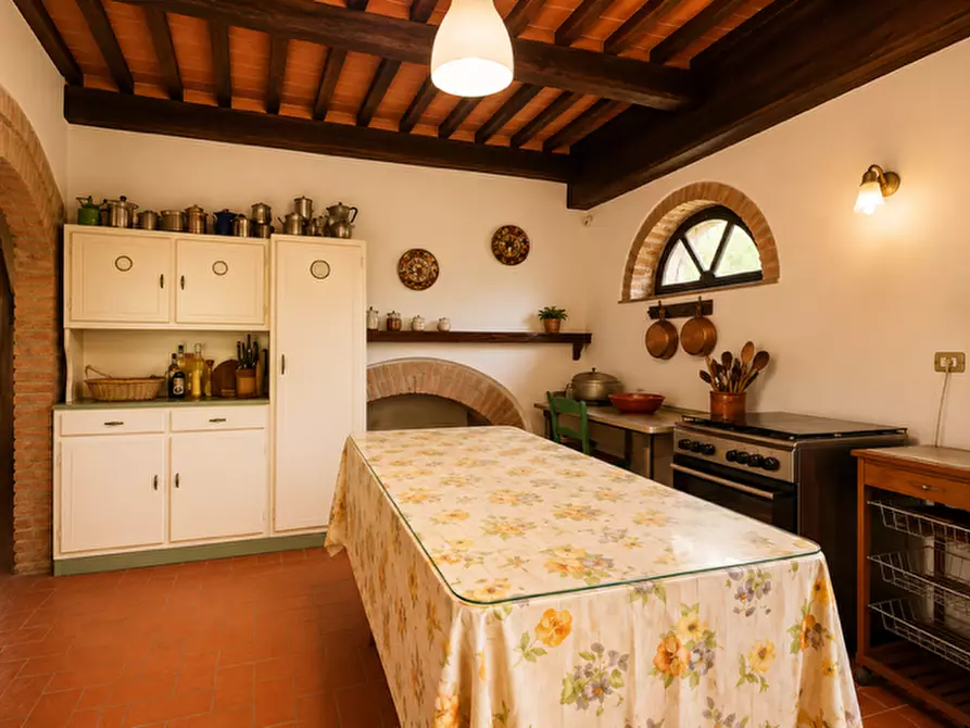 Immagine 20 di Rustico / casale in vendita  a Massarosa