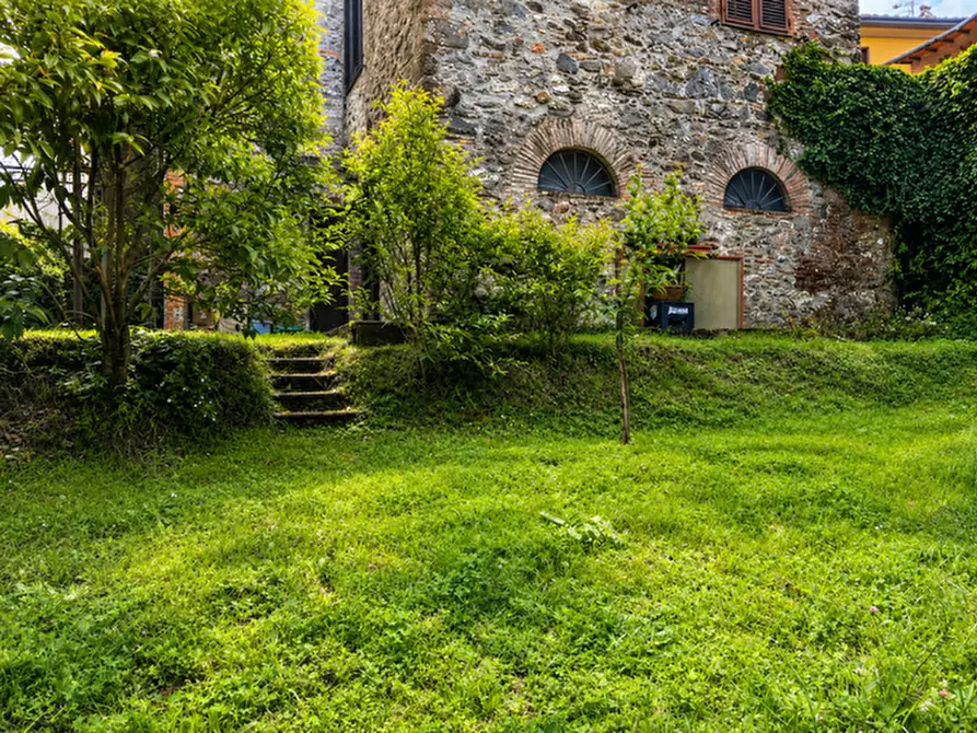 Immagine 3 di Rustico / casale in vendita  a Massarosa