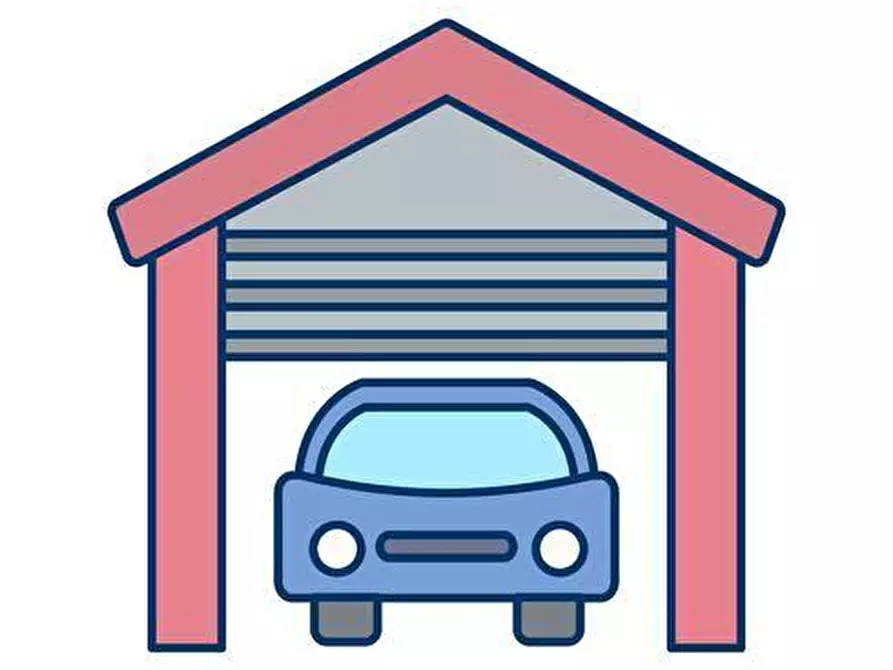 Immagine 1 di Garage in vendita  a Poggibonsi