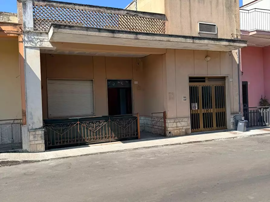 Immagine 38 di Appartamento in vendita  a Lequile