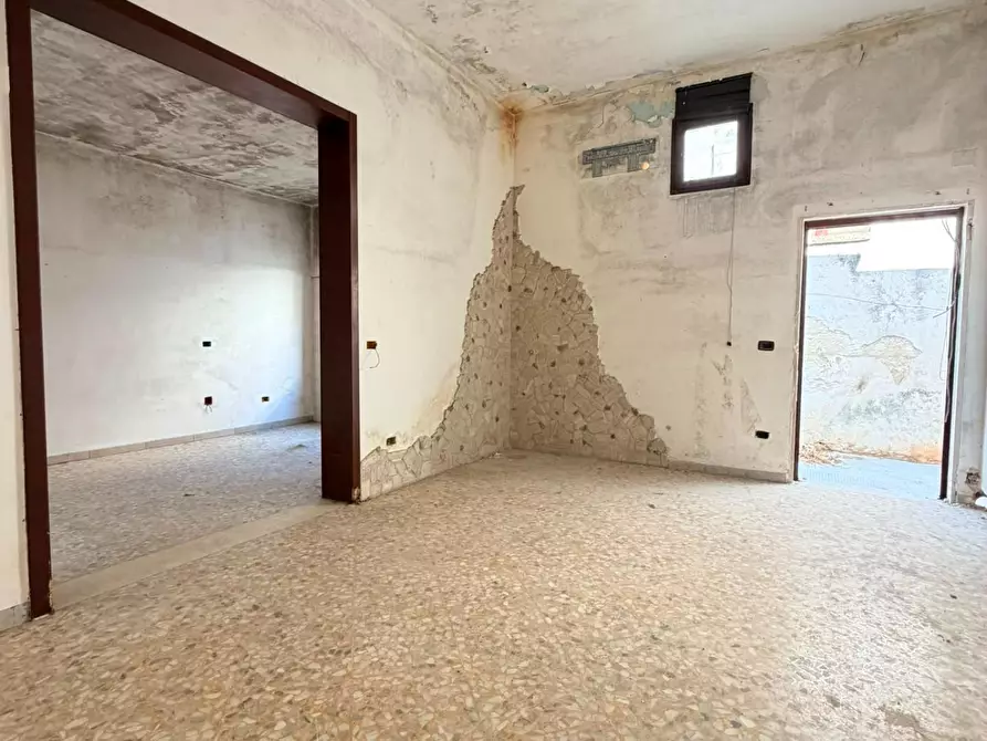 Immagine 30 di Appartamento in vendita  a Lequile