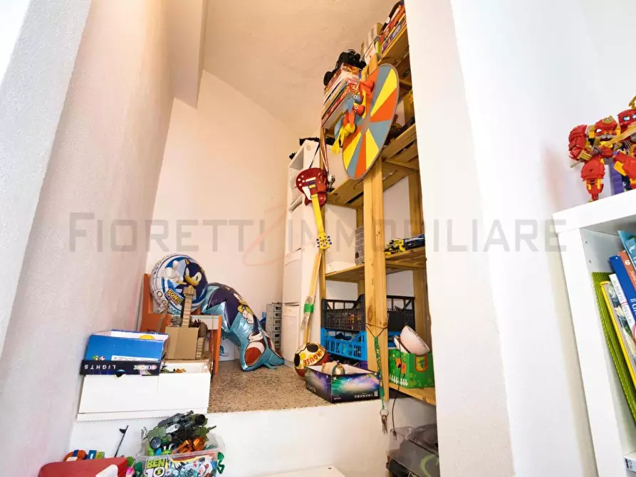 Immagine 37 di Appartamento in vendita  a Suvereto