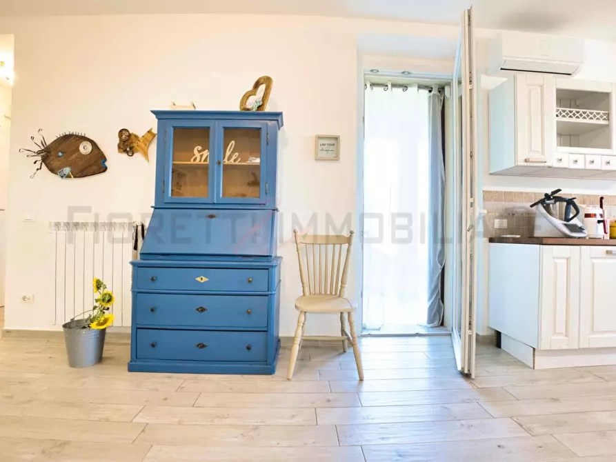 Immagine 13 di Appartamento in vendita  a Suvereto