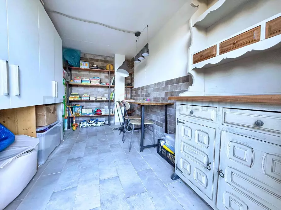 Immagine 63 di Appartamento in vendita  a Suvereto