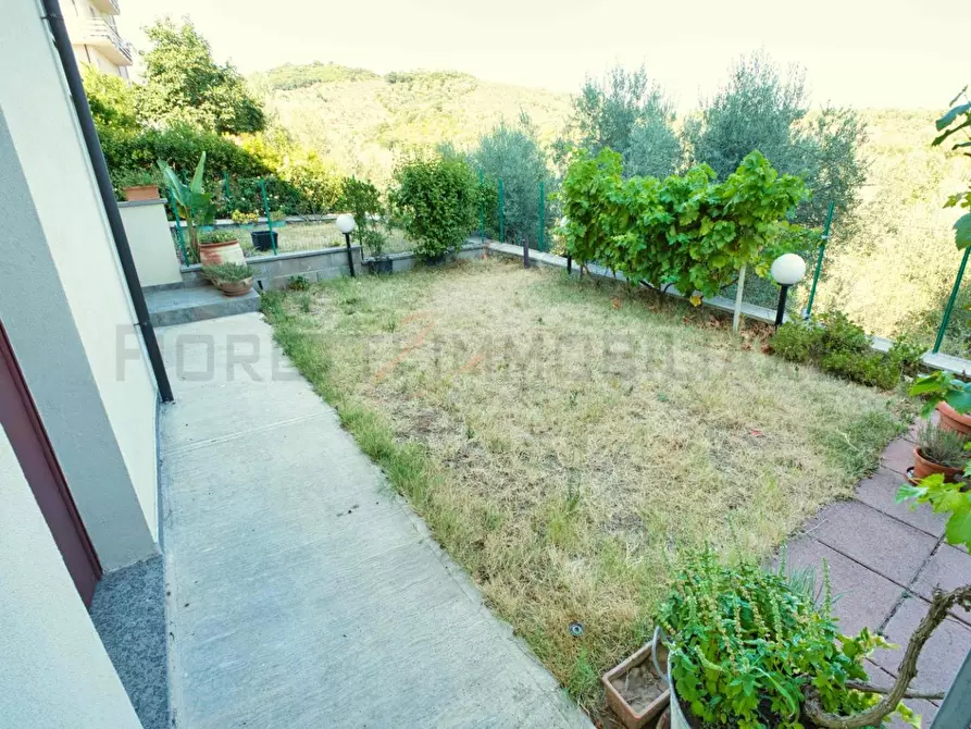 Immagine 68 di Appartamento in vendita  a Suvereto