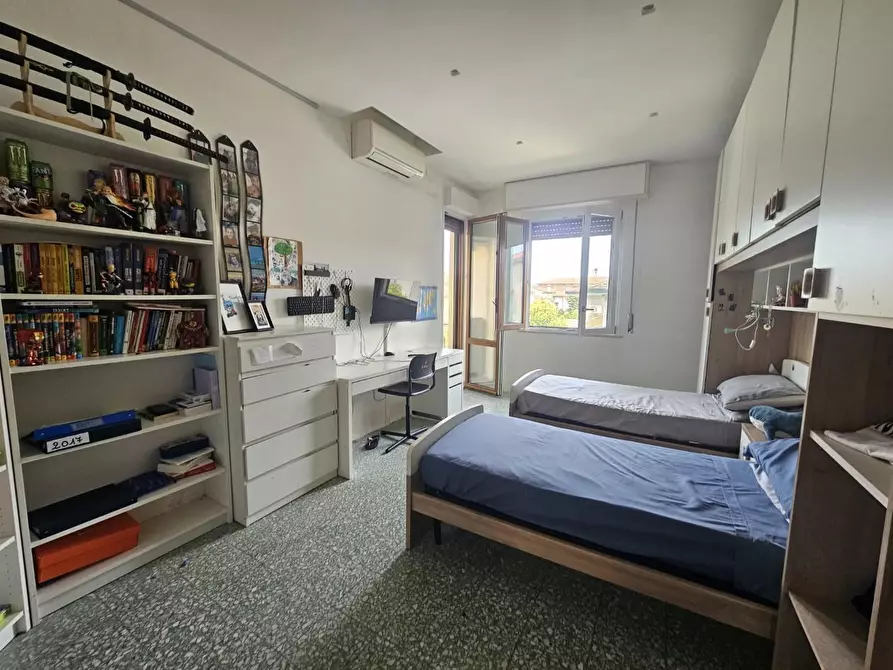 Immagine 12 di Appartamento in vendita  a Pontedera