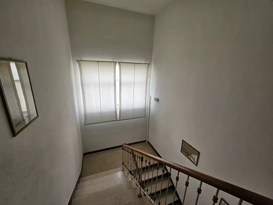 Immagine 19 di Appartamento in vendita  a Pontedera